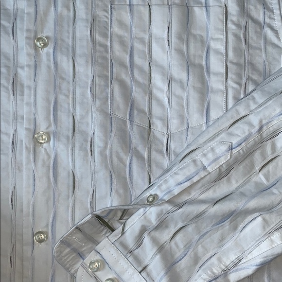 Almost New Tommy Bahama Button Down, L - Picture 2 of 4